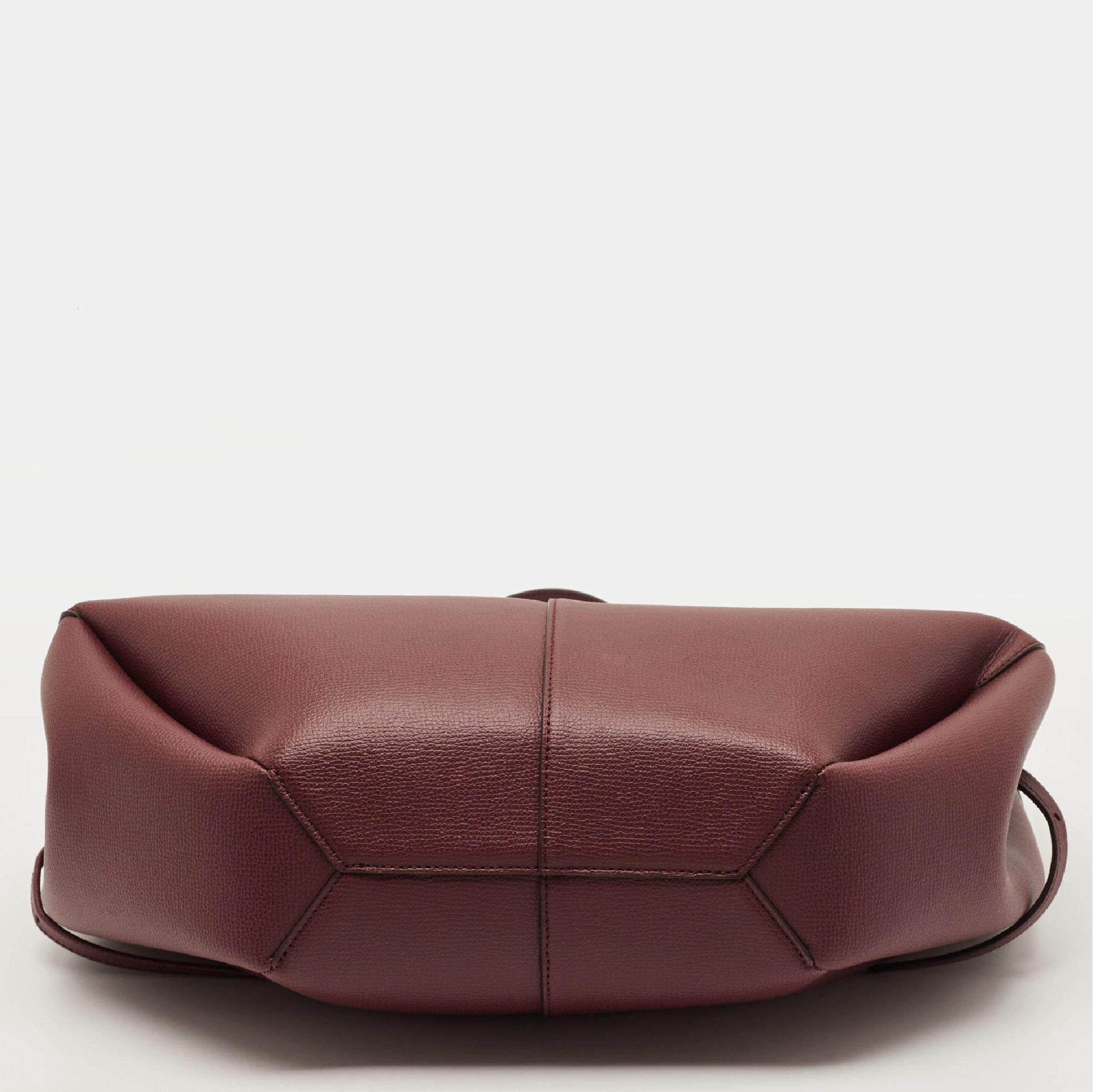 Nova - Burgundy