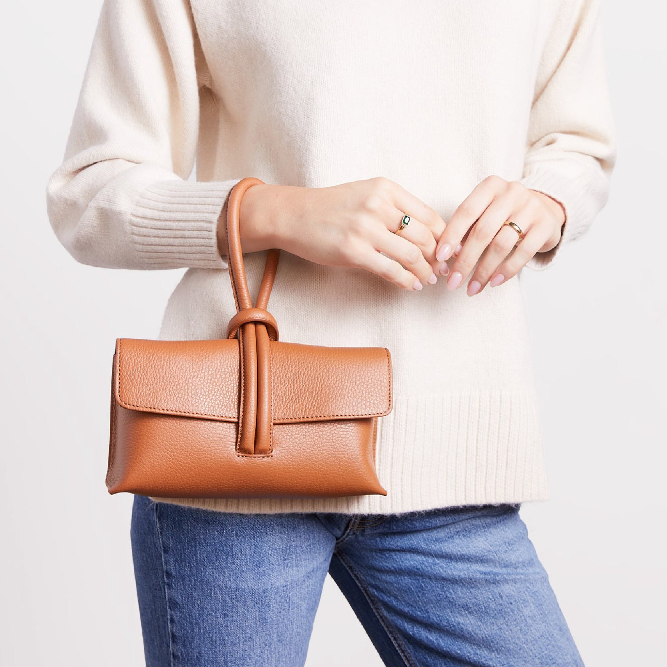 Selene - Chestnut